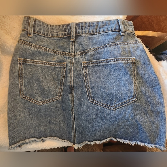 Forever 21 Size S Denim Skiet - Picture 2 of 4